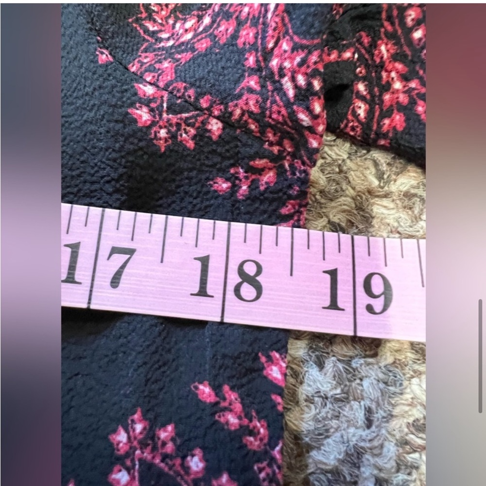 NWT ARTESIA Boho Cold Shoulder Babydoll Top Blouse Size Medium - Picture 9 of 9